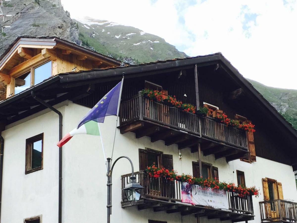 Lthorses & Dreams Bed & Breakfast La Thuile Exterior foto